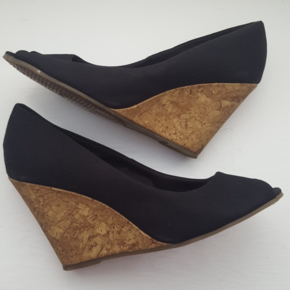 American Eagle Black Wedge Shoes - Size 8W